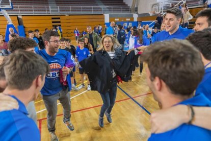 Els aficionats es van aplegar per ovacionar els herois que van assolir la LEB Plata.