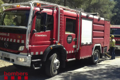 niño cama plegable, una dotación de Bombers, vehículo