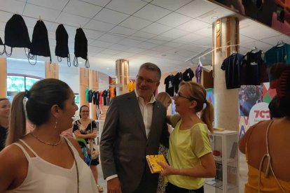 Abre el Estand de Festes de Santa Tecla en el vestíbulo del Teatre Tarragona