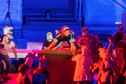 'Setembre' inaugura les festes de Santa Tecla 700 amb un gran espectacle