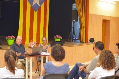 Una exposició fotogràfica, punt d'arrencada de la festa major de la Febró