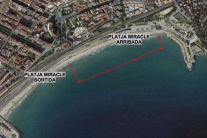 La II Open Water Costa Daurada uneix la platja Llarga i la del Miracle en una prova d'aigües obertes