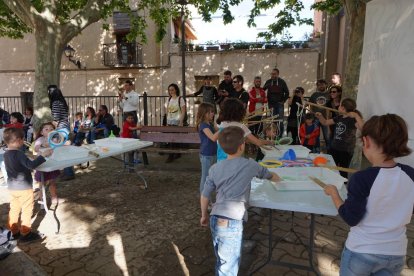 El Mercat de l'Or Vell omple Almoster de gent