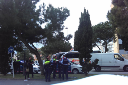 Macrobaralla a l'avinguda Roma a causa d'un accident de trànsit