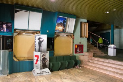 L'enderroc interior del Palace obre a la vista les entranyes del cine