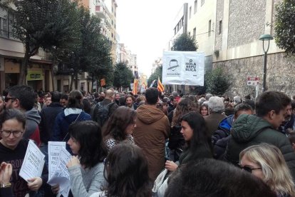 Tarragonins i reusencs prenen els carrers per demanar la llibertat dels presos polítics