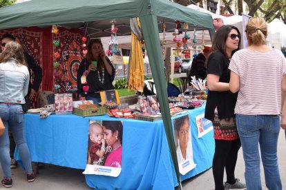 Quinze entitats tarragonines expliquen què és el comerç just