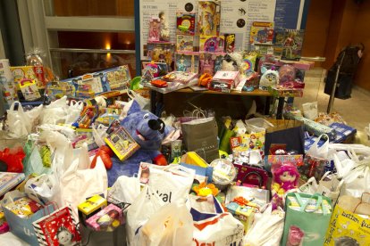 Regidors i membres d'entitats de Reus cantaran al Fortuny per recollir joguines