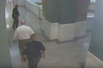 El acusado de un triple crimen se suicida en los juzgados