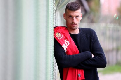 «Jugo cada partit  al màxim pensant en una renovació de contracte»