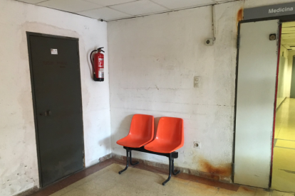 Carles Castillo encuentra documentación confidencial de pacientes en los pasillos del hospital Joan XXIII