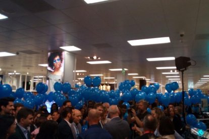 Colas para ser los primeros al entrar en el Primark de Tarragona