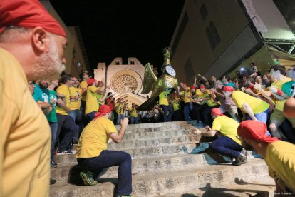 Santa Gadea y los Juegos marcan la Bajada del Águila