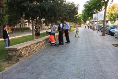 Pillan a unos jóvenes que habrían robado móviles durante el Empalme