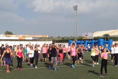 Centenares de niños inundan la Zona Deportiva de Torredembarra