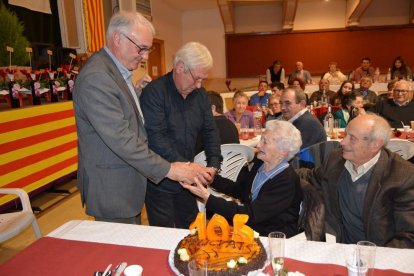 Cornudella ret un homenatge a la gent gran
