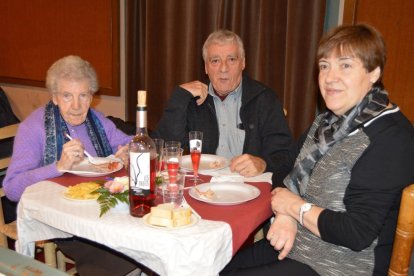 Cornudella ret un homenatge a la gent gran