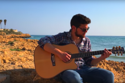 El jove italià Luca Bonifaccio roda el seu últim videoclip a Tarragona
