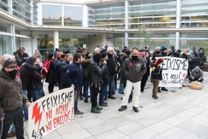 Declaren els quatre antifeixistes denunciats per danys i perjudicis durant la fundació de Respeto