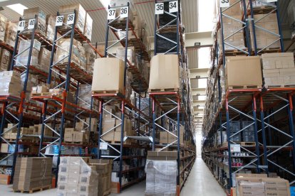 La empresa Elektro3 abre un nuevo centro logístico en Vila-seca