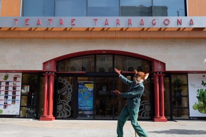 Los niños tarraconenses reciben Gerónimo Stilton, que trae su nuevo músical a la ciudad