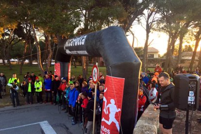 La 6ª Marcha de los Castillos del Bajo Gaià reúne a 500 participantes de toda Cataluña
