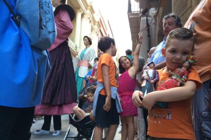 El Seguici arrasa, sacando una vez más a los reusenses a la calle para disfrutar