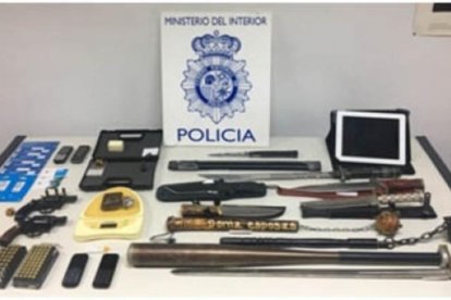 Detienen a tres miembros de un grupo de traficantes en Cambrils y el Morell