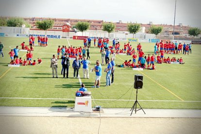 El Montblanc CF presenta a los más de 180 jugadores para la temporada 2017-2018