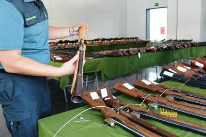La Guàrdia Civil a Tarragona subhastarà, el pròxim 23 d'octubre, 621 armes