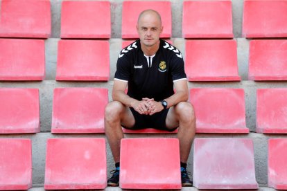 «No pienso en renovar, primero tenemos que salvar en el equipo»