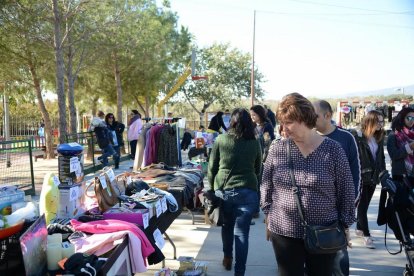 Más de 500 personas participan en el desayuno solidario de la 18ª Fiesta del Aceite de la Pobla