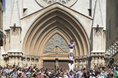 Per segon any consecutiu, els pilars caminant de les quatre colles aconsegueixen arribar a l'Ajuntament