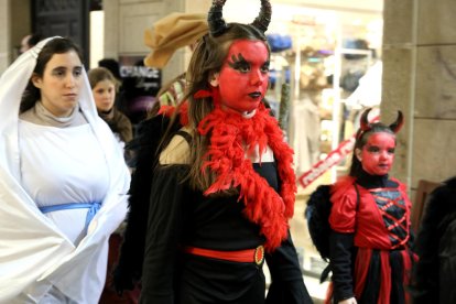 El Ball del Naixement de Jesús a Betlem du la màgia als carrers de Reus