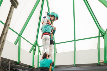 Castells de vuit sota cobert