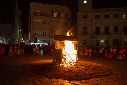 La sarna acaba con el Carnaval a Reus