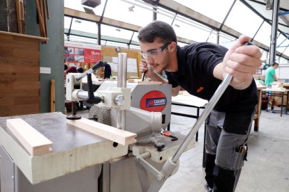 Alumnes del Pere Martell competeixen per ser els millors de Catalunya en especialitats d'FP