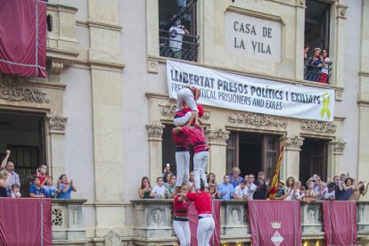 2 de 8 sense folre de la Colla Joves Xiquets de Valls