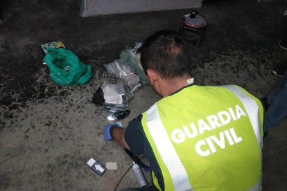 Detenen nou membres d'una organització criminal dedicada al tràfic de drogues a l'Ebre