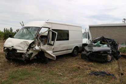 Dos morts en un accident a l'N-340 a l'Ampolla