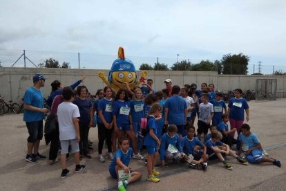 Més de 300 escolars gaudeixen de la segona edició dels Jocs Esportius de Cambrils