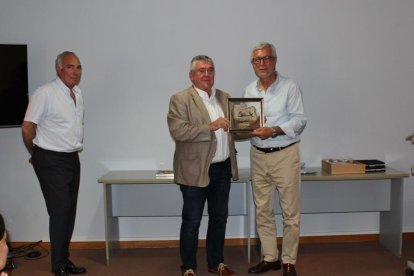 L'ICS Camp de Tarragona homenatja als voluntaris dels Jocs Mediterranis