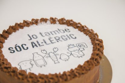 ¡«Mira mama, hay nocilla»!