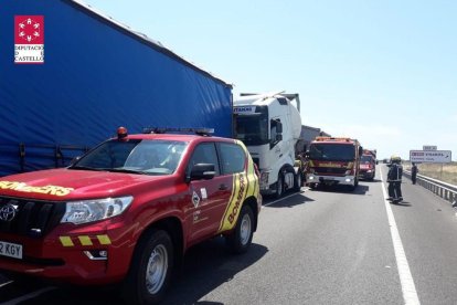 Un muerto en un accidente con cuatro camiones implicados en la N-340 en Alcanar