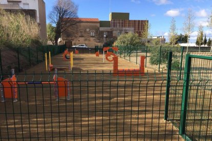 La Canonja estrena un parc per a gossos