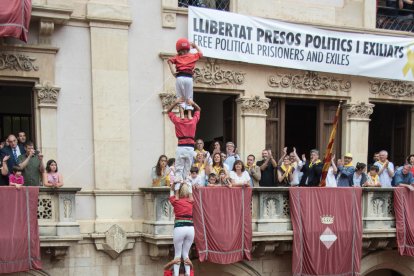 Demostració de força de la Vella per Sant Joan
