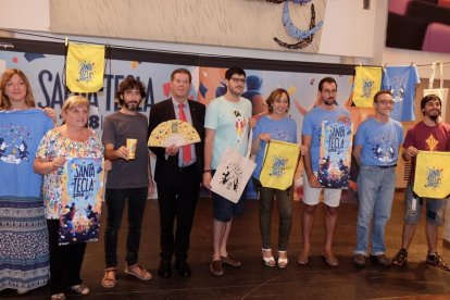 El popular 'Viva a Santa Tecla', protagonista de la imagen gráfica de las fiestas de este 2018