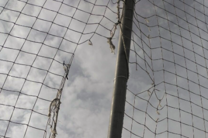 Denuncien actes vandàlics a la zona esportiva i el camp de futbol de Torredembarra