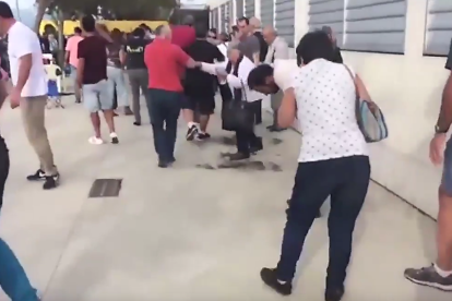 Nuevas imágenes del gas lacrimógeno que tiraron el 1-O en Mont-roig