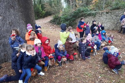 Los niños y niñas de l'Espluga buscan su Tió en el Parque de Natura el Garber